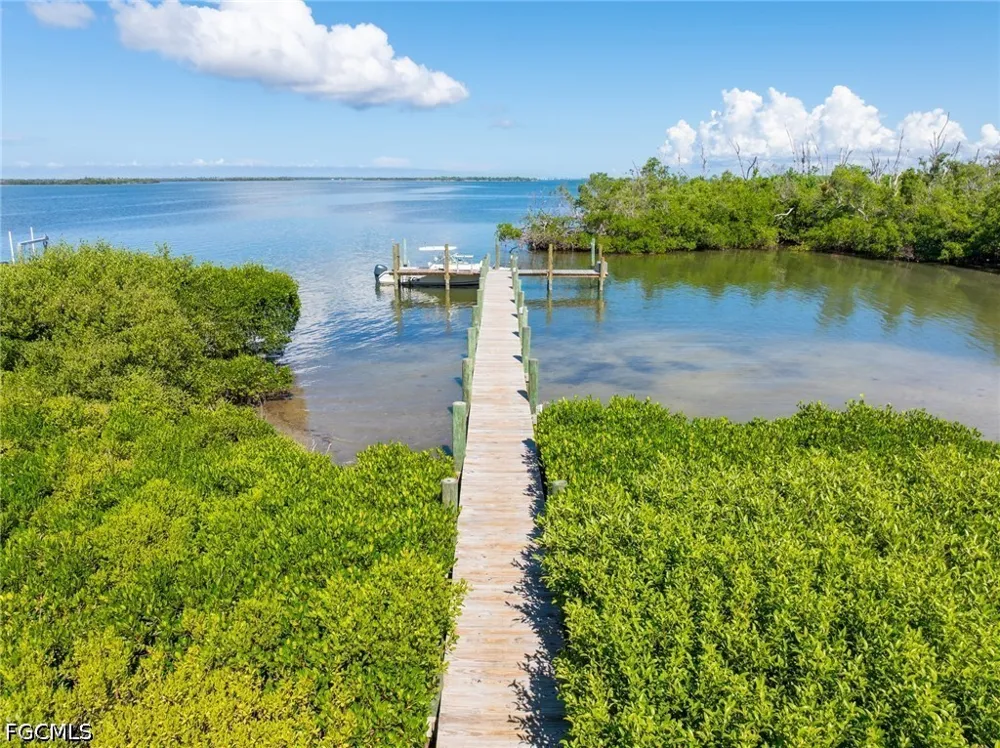 Useppa #Unit A Useppa Island, FL 33924