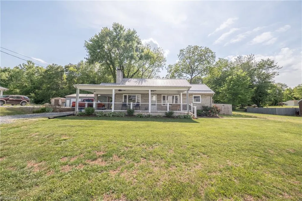 6618 Westfield Road Westfield, NC 27053