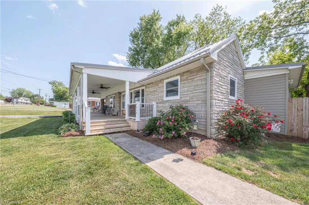 6618 Westfield Road Westfield, NC 27053