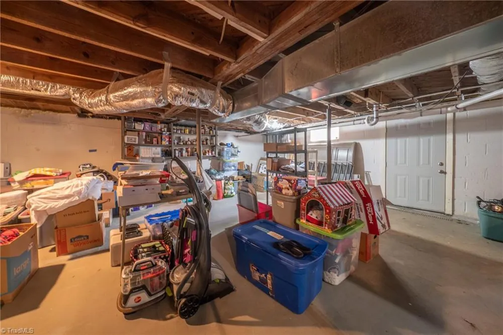 6618 Westfield Road Westfield, NC 27053