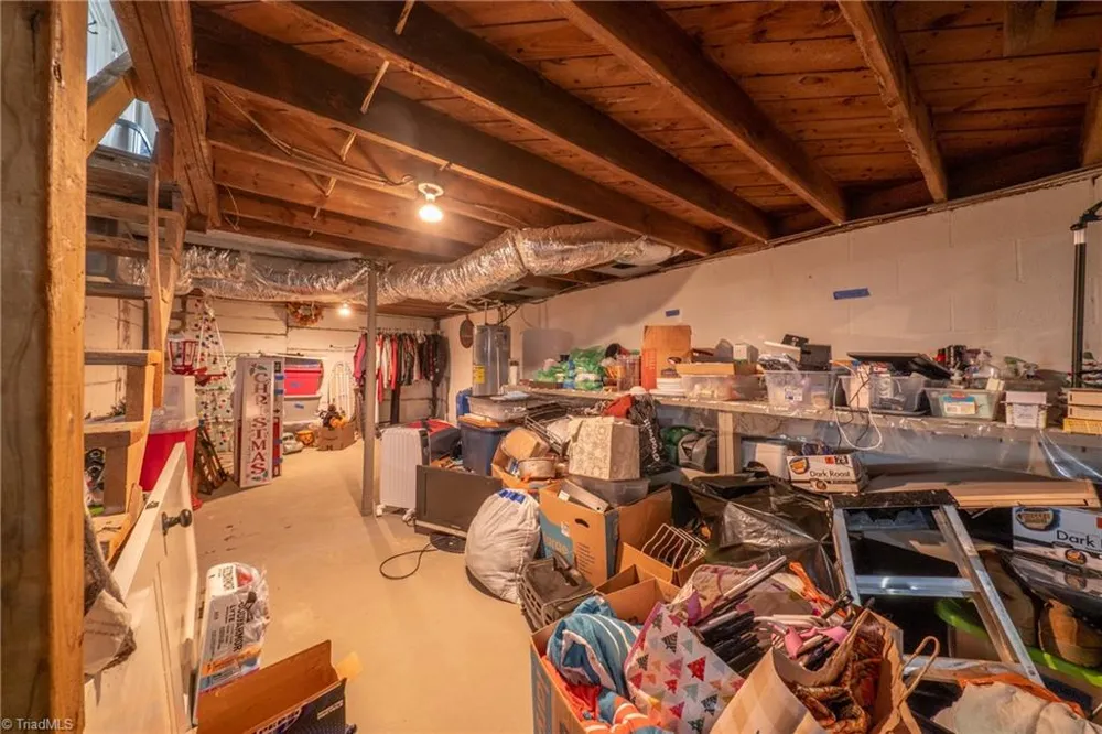 6618 Westfield Road Westfield, NC 27053