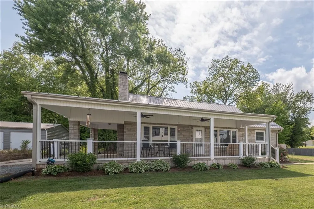 6618 Westfield Road Westfield, NC 27053