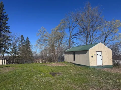 57556 Xerxes Road
