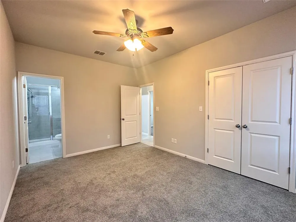 137 Rustic Glen Drive San Marcos, TX 78666