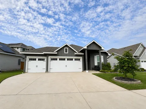133 Camino Verde