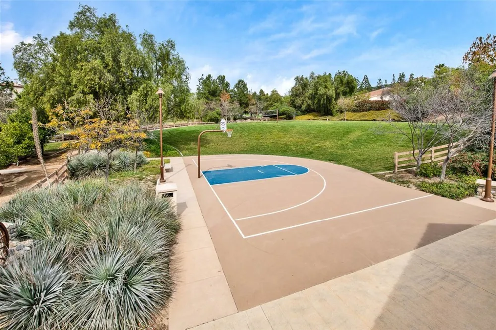 2508 Platt Place Tustin, CA 92782