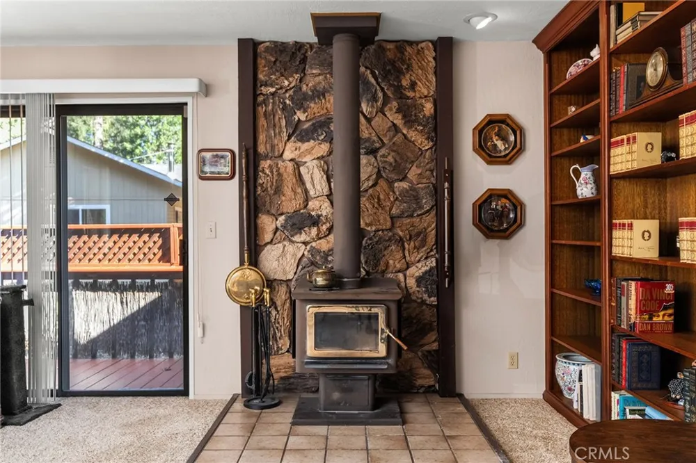 14219 Wycliff Magalia, CA 95954