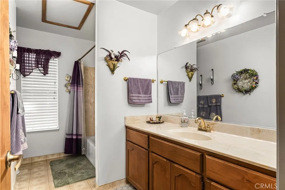 14219 Wycliff Magalia, CA 95954