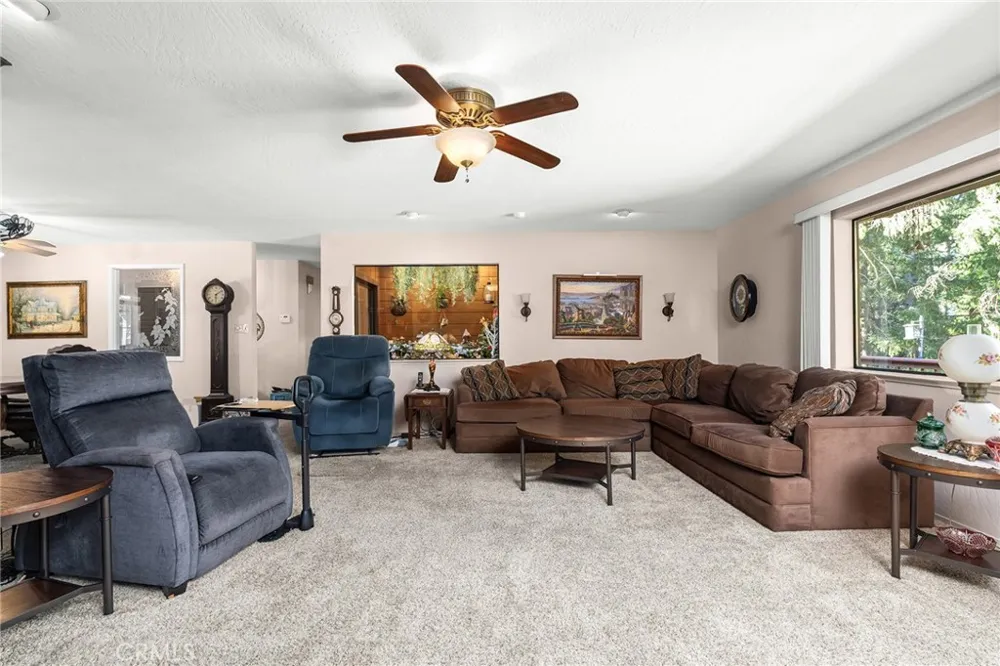 14219 Wycliff Magalia, CA 95954