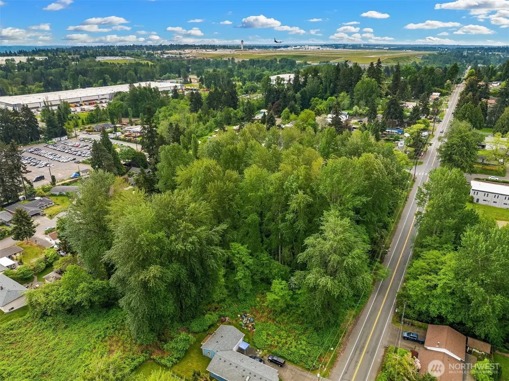138 XX 8th Avenue S Burien, WA 98168
