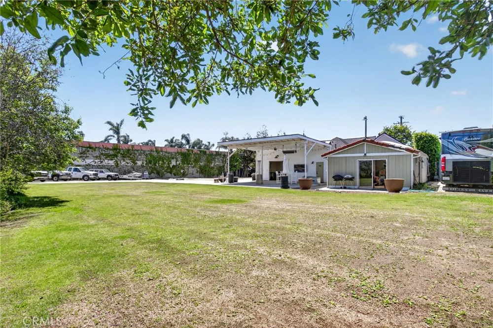 17066 Palmdale Huntington Beach, CA 92647