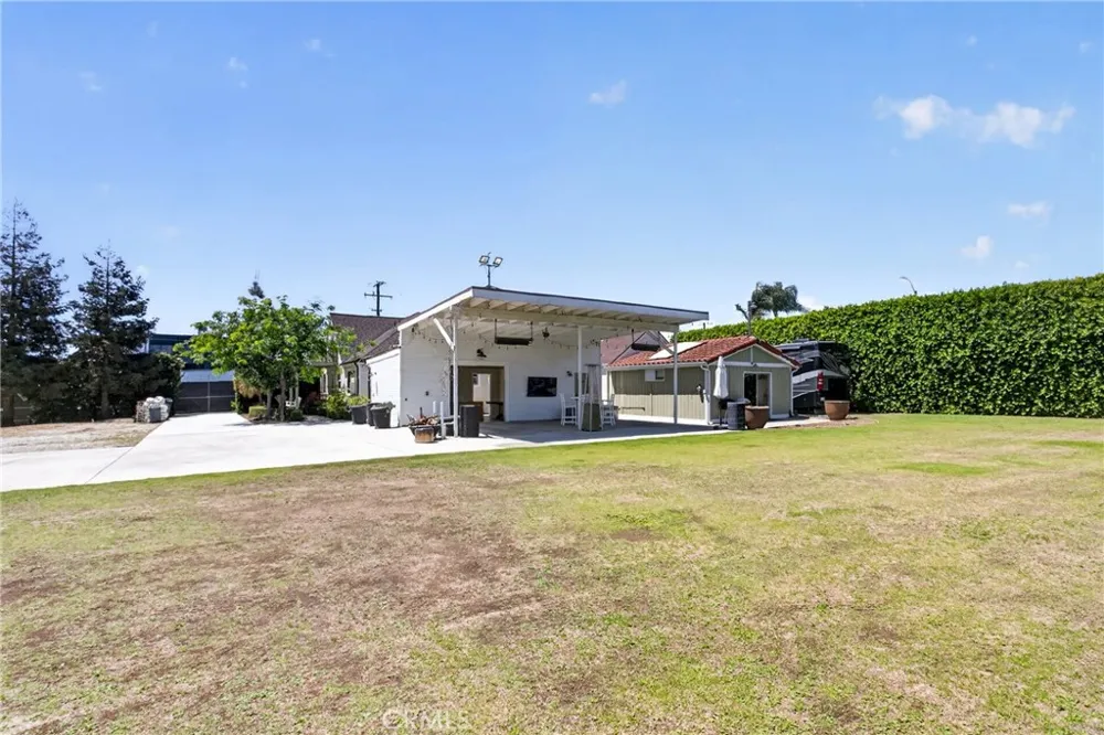 17066 Palmdale Huntington Beach, CA 92647