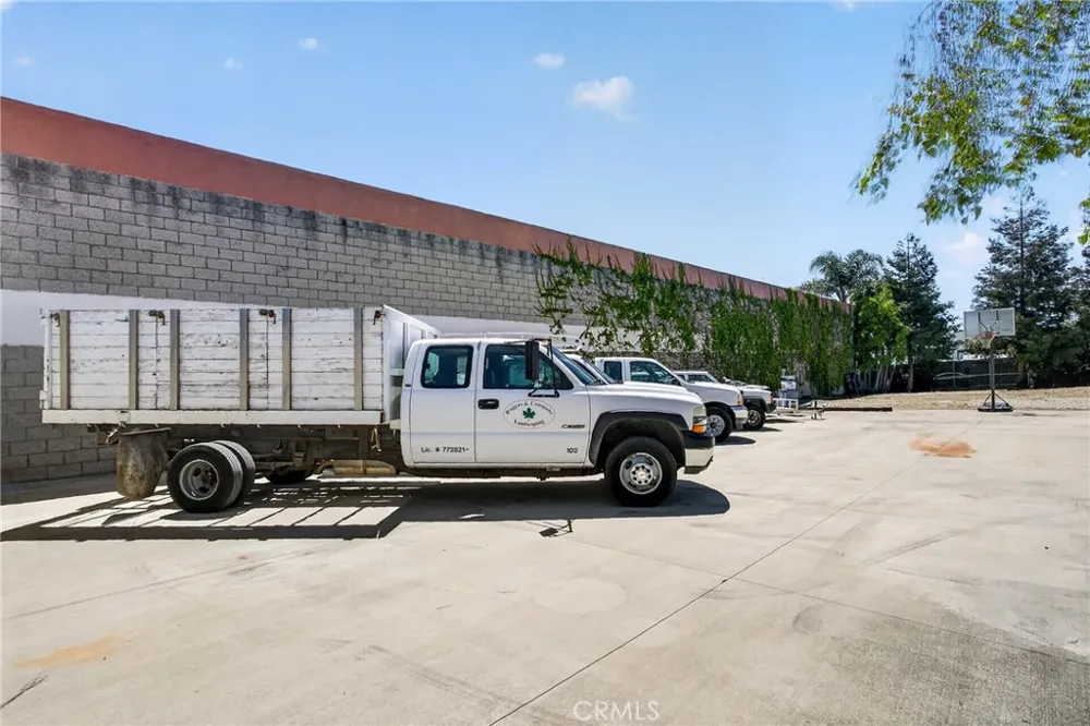 17066 Palmdale Huntington Beach, CA 92647