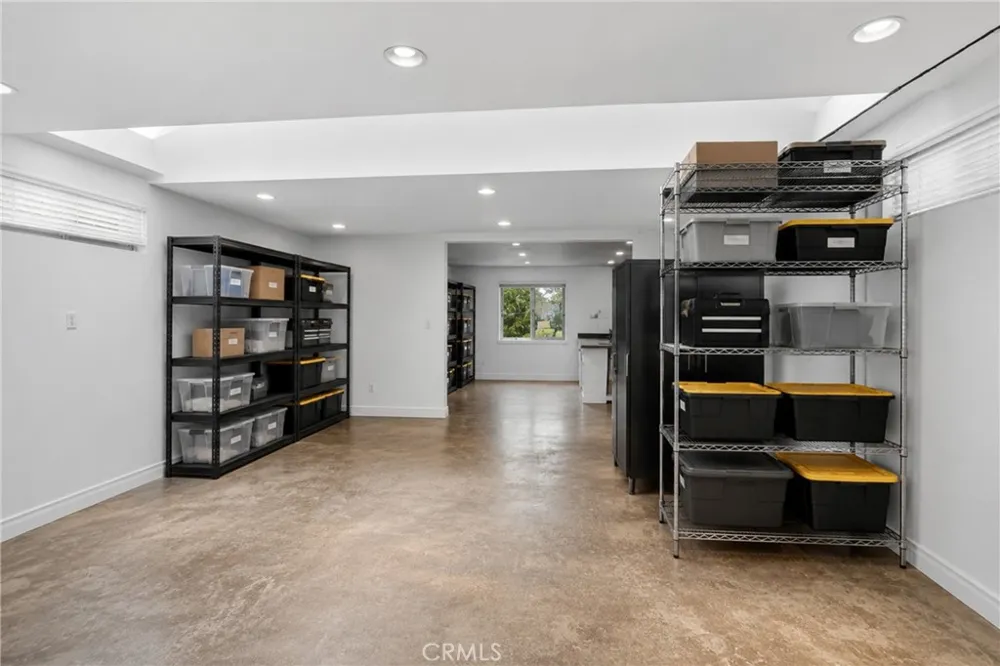 17066 Palmdale Huntington Beach, CA 92647