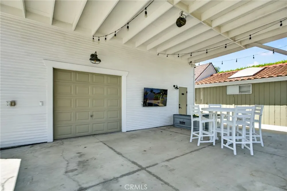 17066 Palmdale Huntington Beach, CA 92647