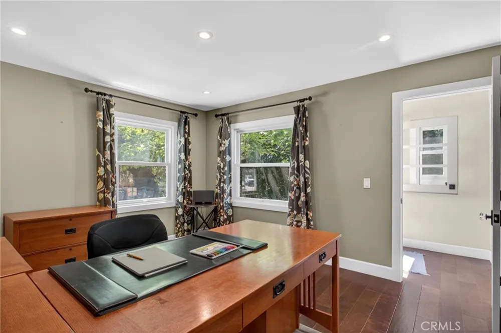 17066 Palmdale Huntington Beach, CA 92647