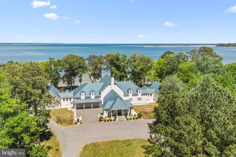 3315 WINDMILL POINT ROAD