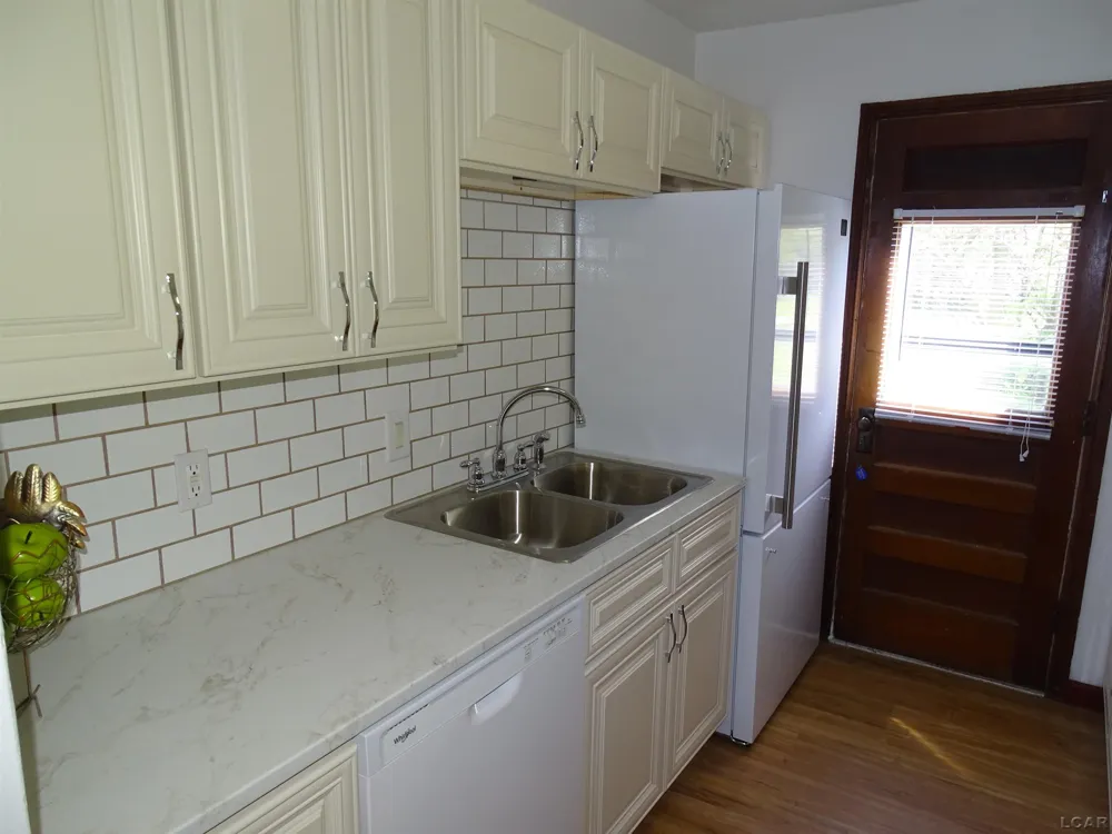 734 S Union Street Tecumseh City, MI 49286