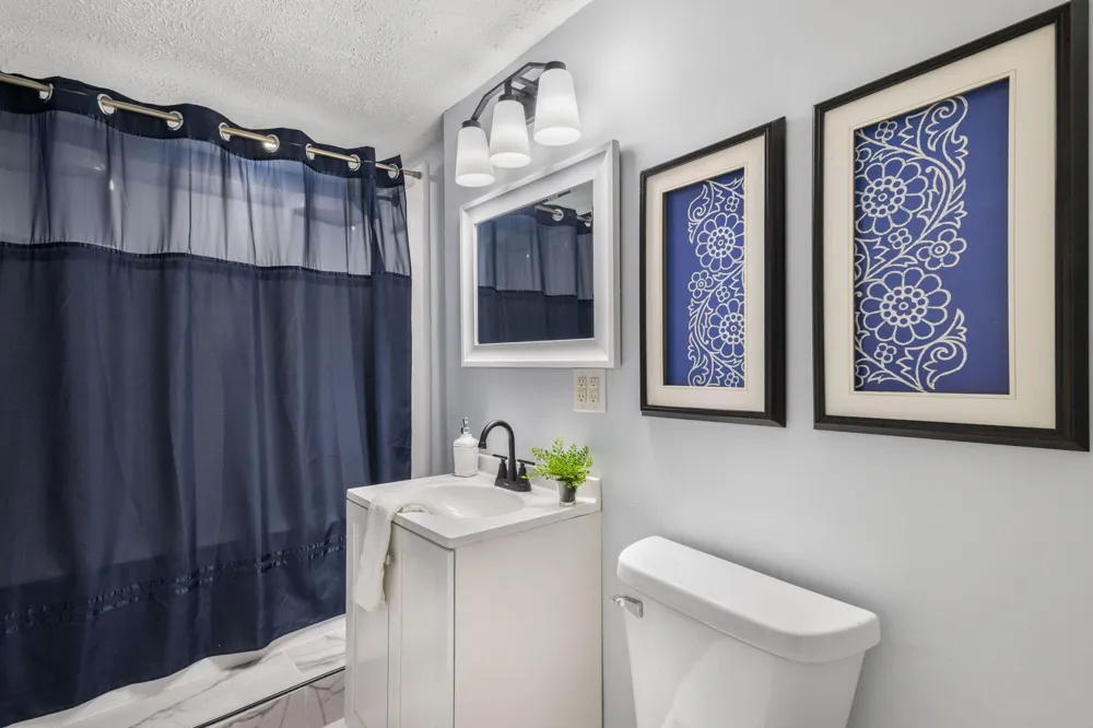7323 E Pansy Lane New Carlisle, IN 46552