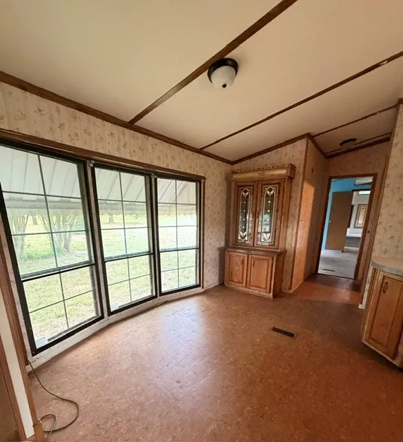 9391 County Road 2514 Eustace, TX 75124