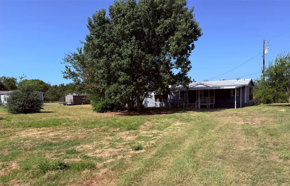 9391 County Road 2514 Eustace, TX 75124