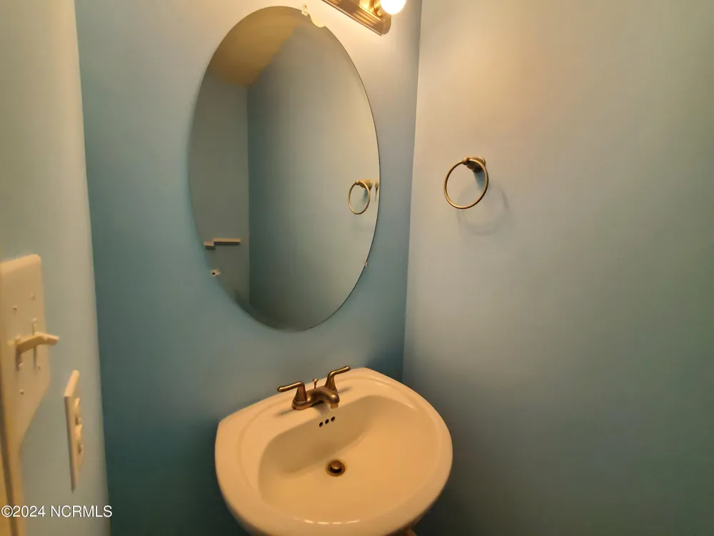 326 Cedar Island Trail Holly Ridge, NC 28445