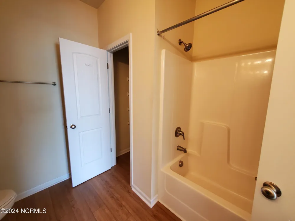 326 Cedar Island Trail Holly Ridge, NC 28445