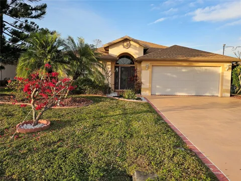 114 ALBATROSS ROAD