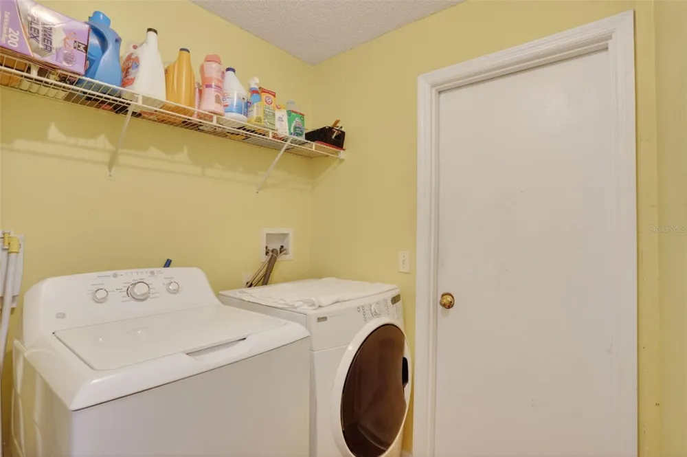 6820 POMEROY CIRCLE Orlando, FL 32810