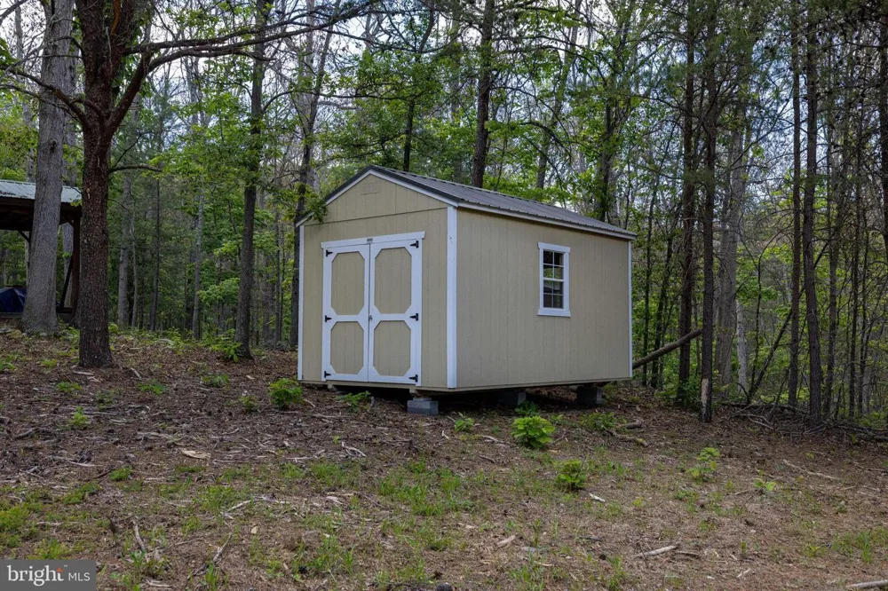 BOLIVER ROAD Fort Valley, VA 22652