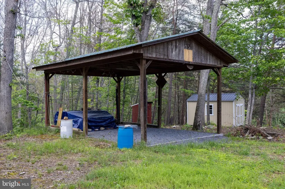 BOLIVER ROAD Fort Valley, VA 22652