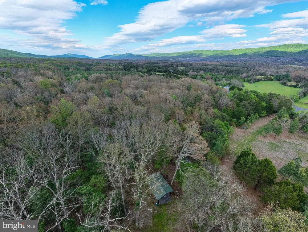 BOLIVER ROAD Fort Valley, VA 22652