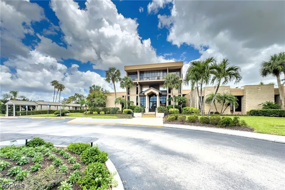 Augusta Drive #309 Fort Myers, FL 33907