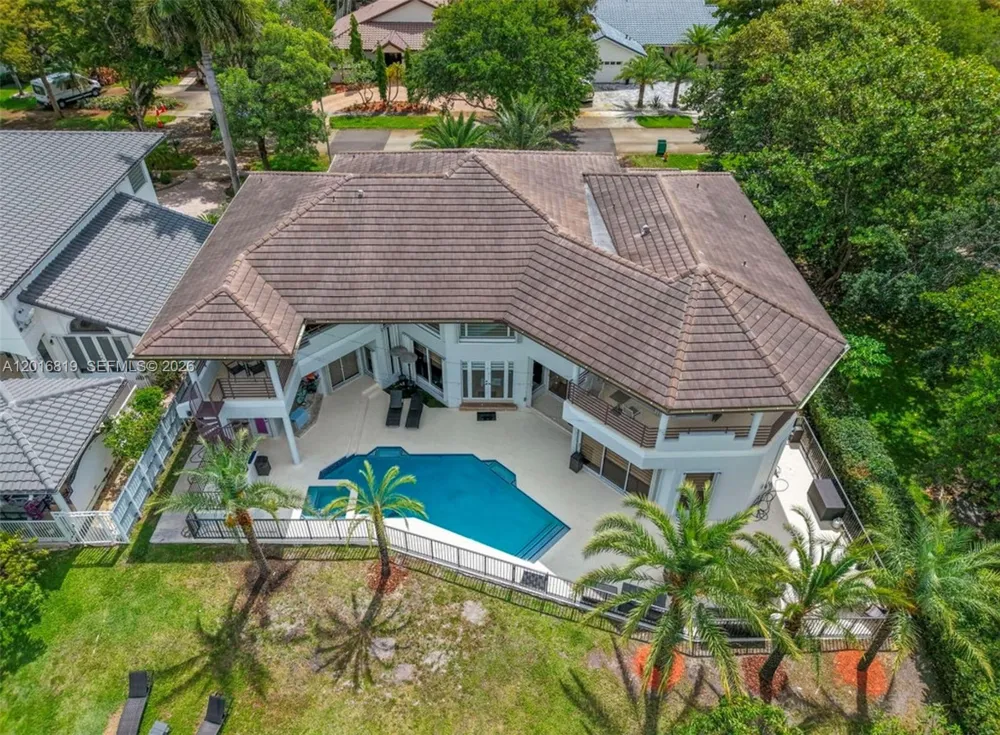14332 Ardoch Pl Miami Lakes, FL 33016