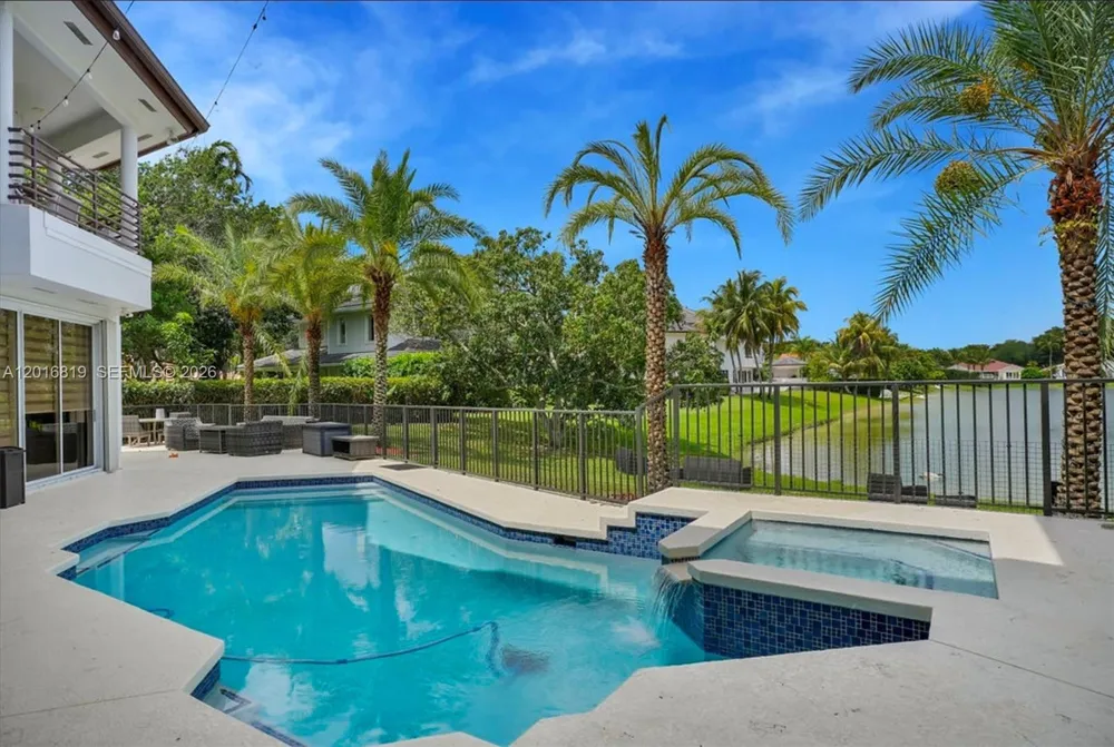 14332 Ardoch Pl Miami Lakes, FL 33016