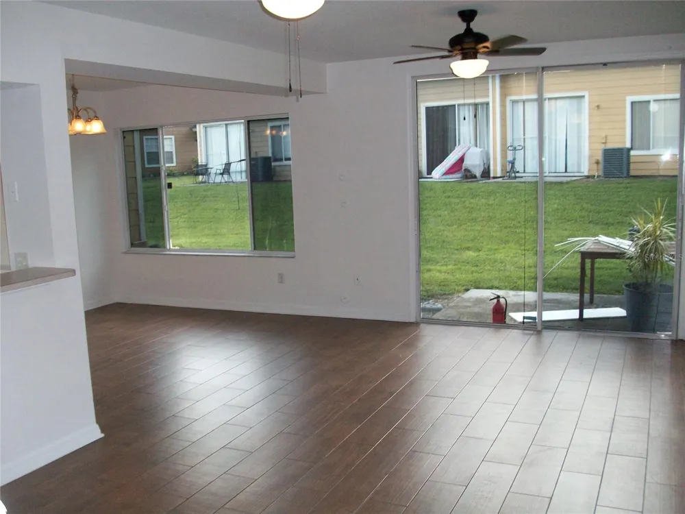 511 COCONUT PALM WAY Davenport, FL 33897