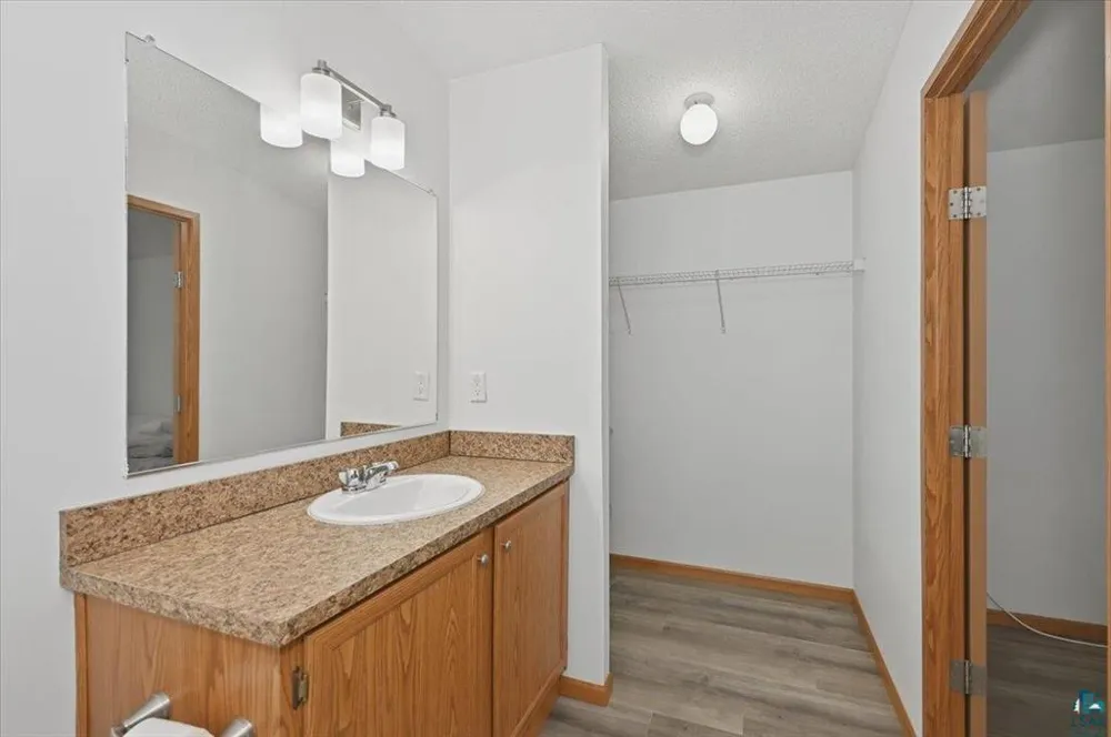 4474 Birchwood Drive Hermantown, MN 55811