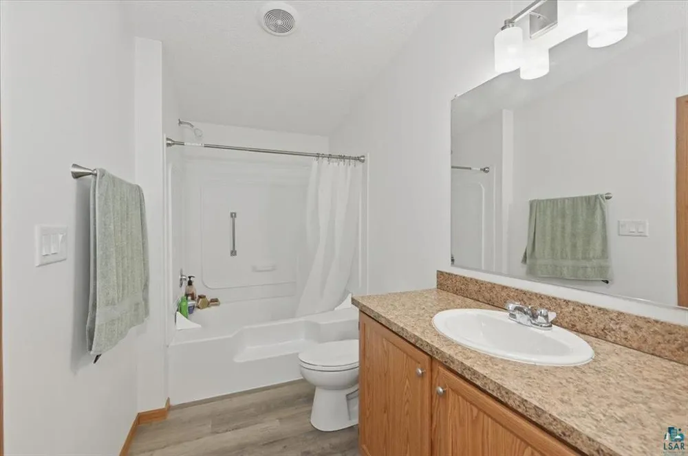 4474 Birchwood Drive Hermantown, MN 55811