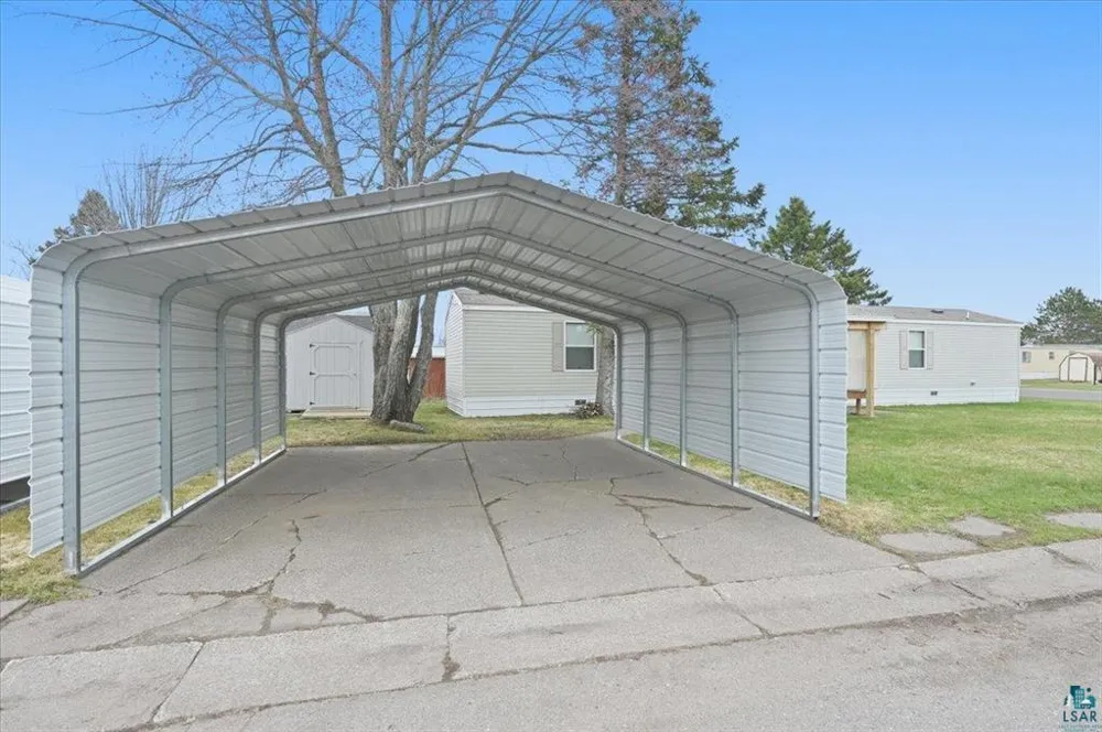 4474 Birchwood Drive Hermantown, MN 55811