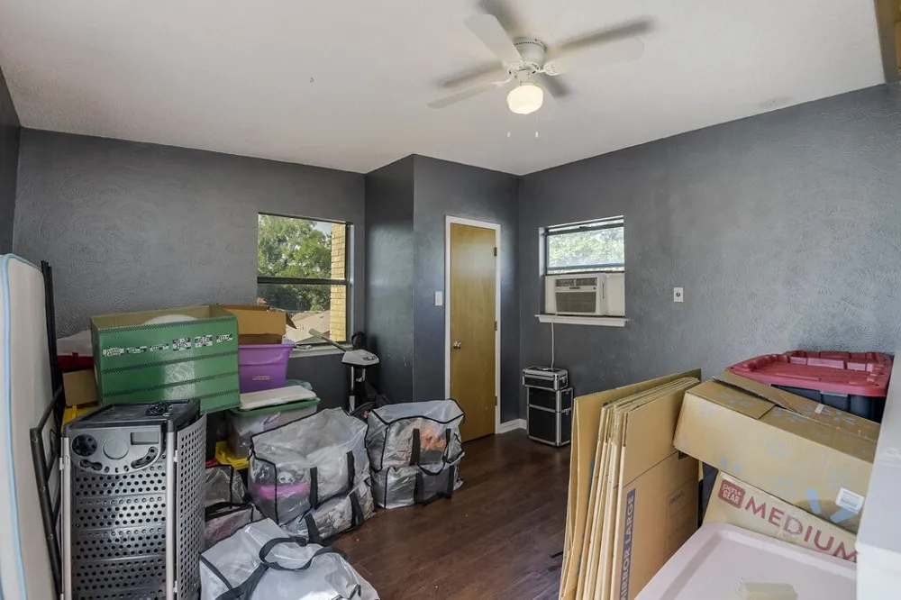 802 Crest Oak Court Arlington, TX 76012