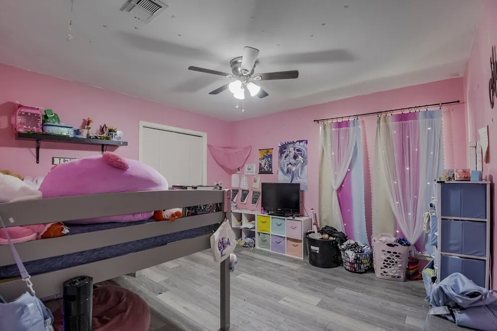 802 Crest Oak Court Arlington, TX 76012