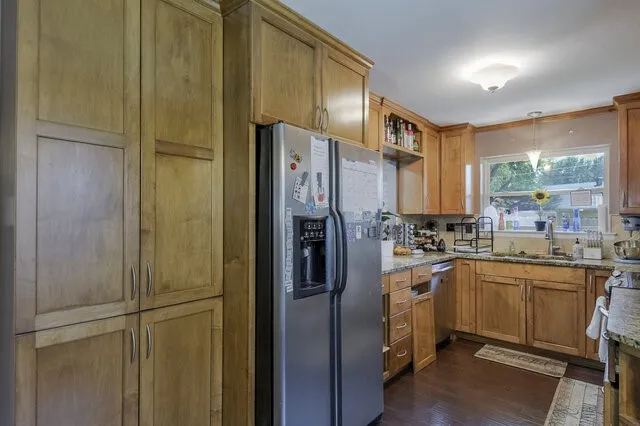 802 Crest Oak Court Arlington, TX 76012