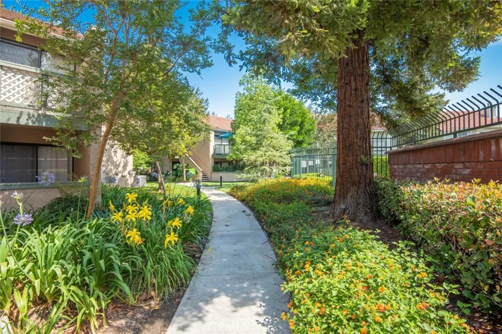 3572 W Stonepine Lane #F Anaheim, CA 92804
