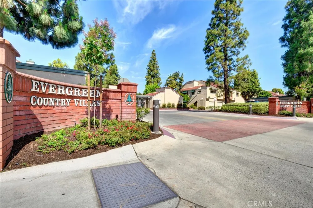 3572 W Stonepine Lane #F Anaheim, CA 92804