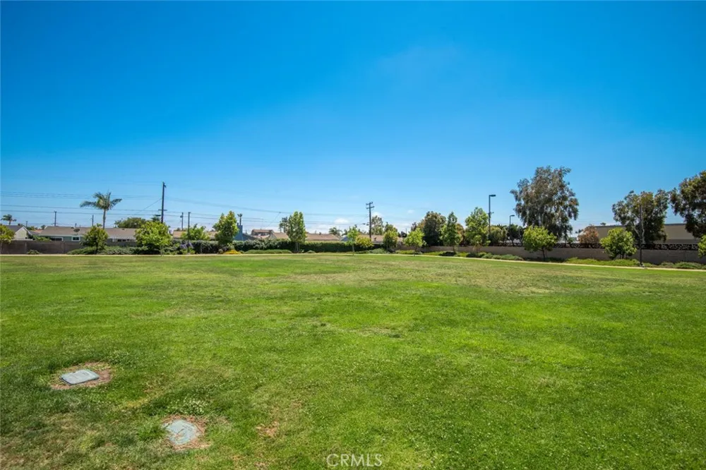 3572 W Stonepine Lane #F Anaheim, CA 92804