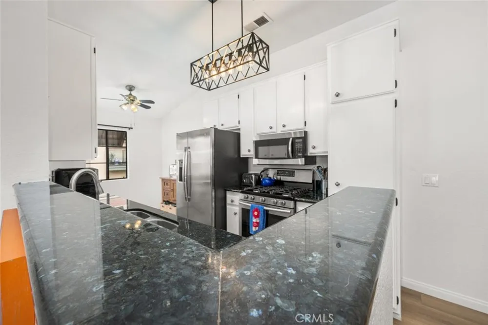 3572 W Stonepine Lane #F Anaheim, CA 92804