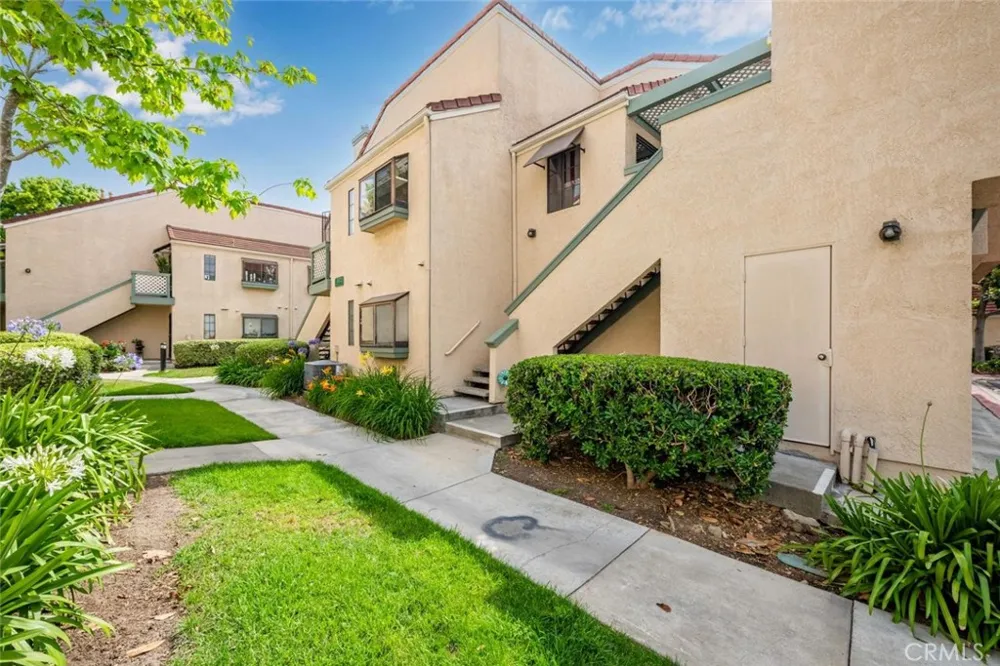 3572 W Stonepine Lane #F Anaheim, CA 92804
