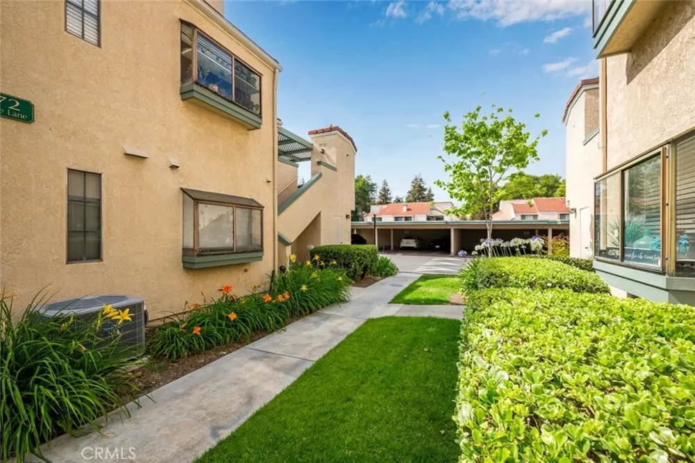 3572 W Stonepine Lane #F Anaheim, CA 92804