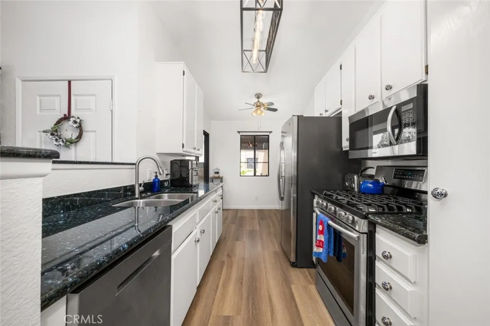 3572 W Stonepine Lane #F Anaheim, CA 92804