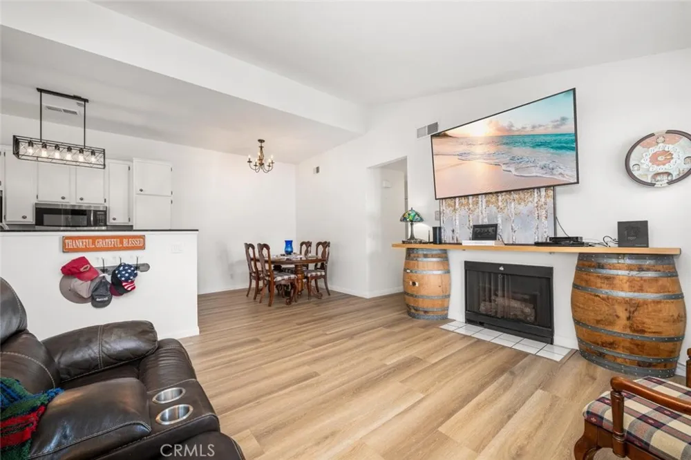 3572 W Stonepine Lane #F Anaheim, CA 92804